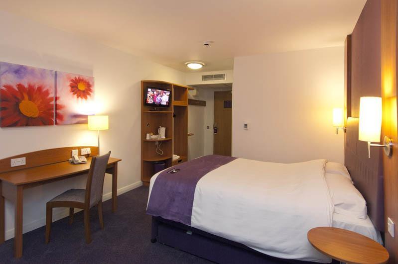 Premier Inn Bournemouth Central Exteriér fotografie